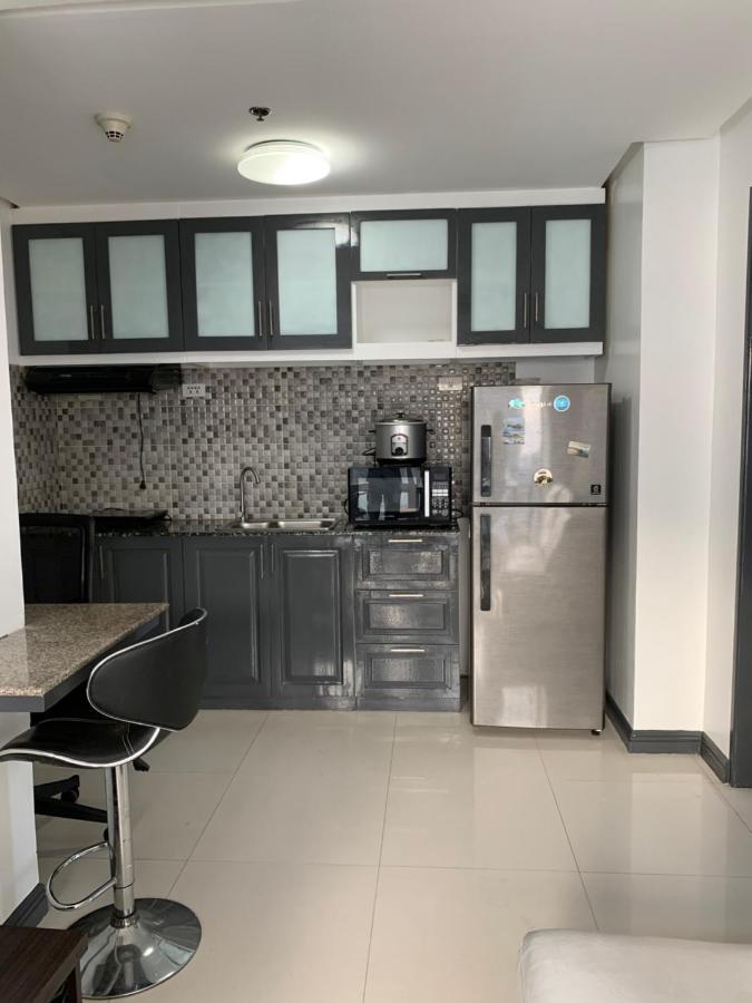 1 Bedroom With Balcony, Fully Furnished Overlooking Manila Bay At Birch Tower, Malate, Manila Exterior foto